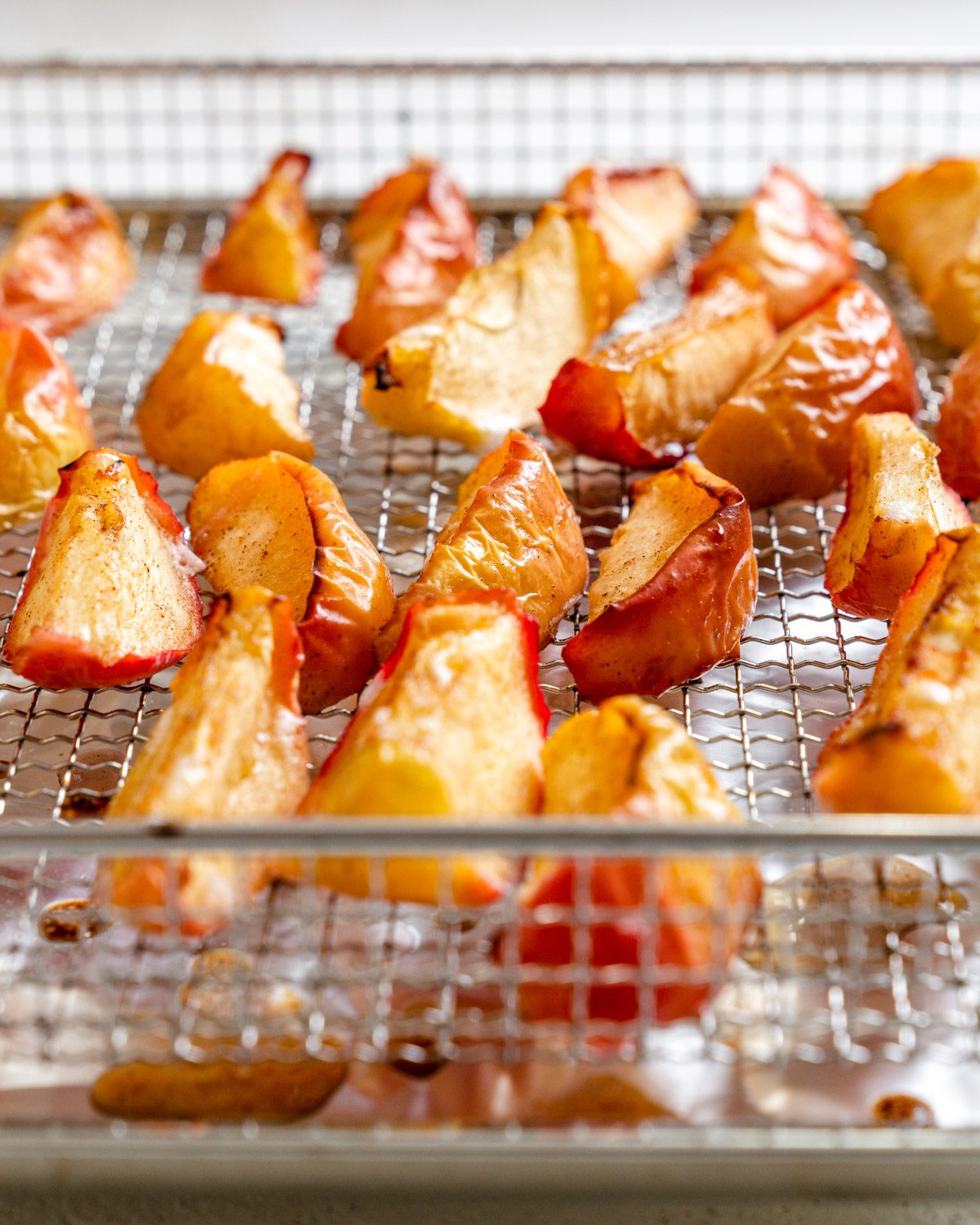 completed Air Fryer Apples on a wire rack