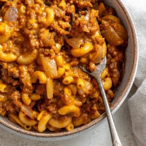completed One-Pot Vegan Hamburger Helper in bowl