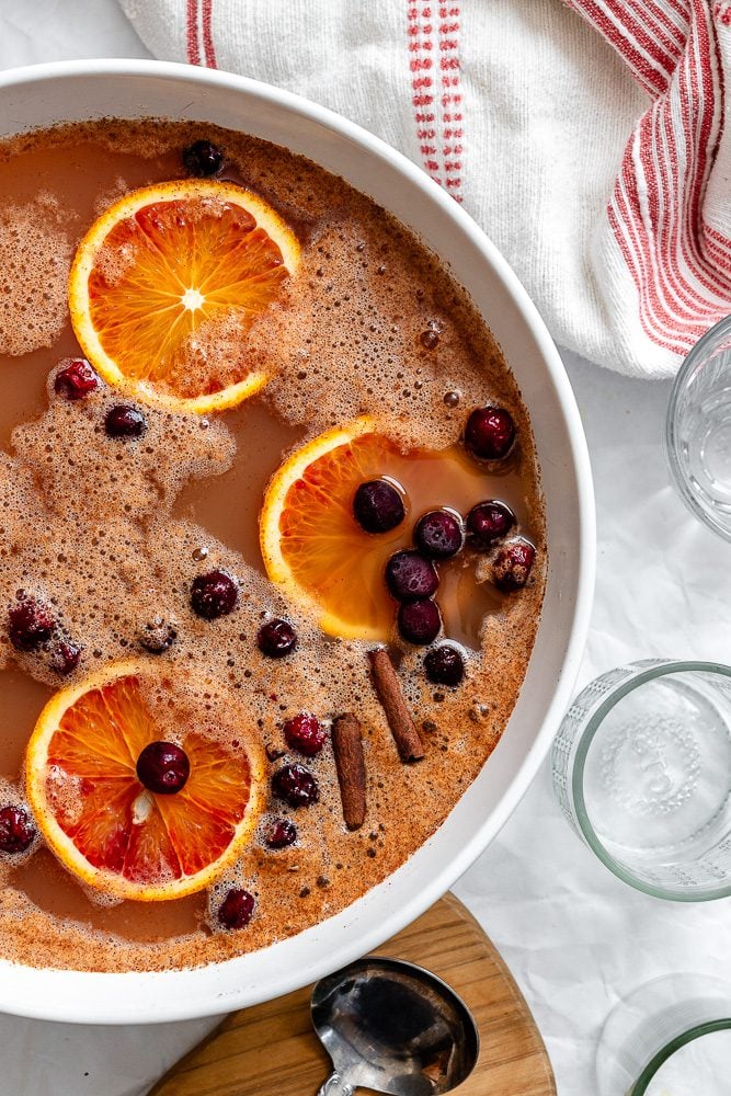 completed Non-Alcoholic Thanksgiving Punch in a bowl