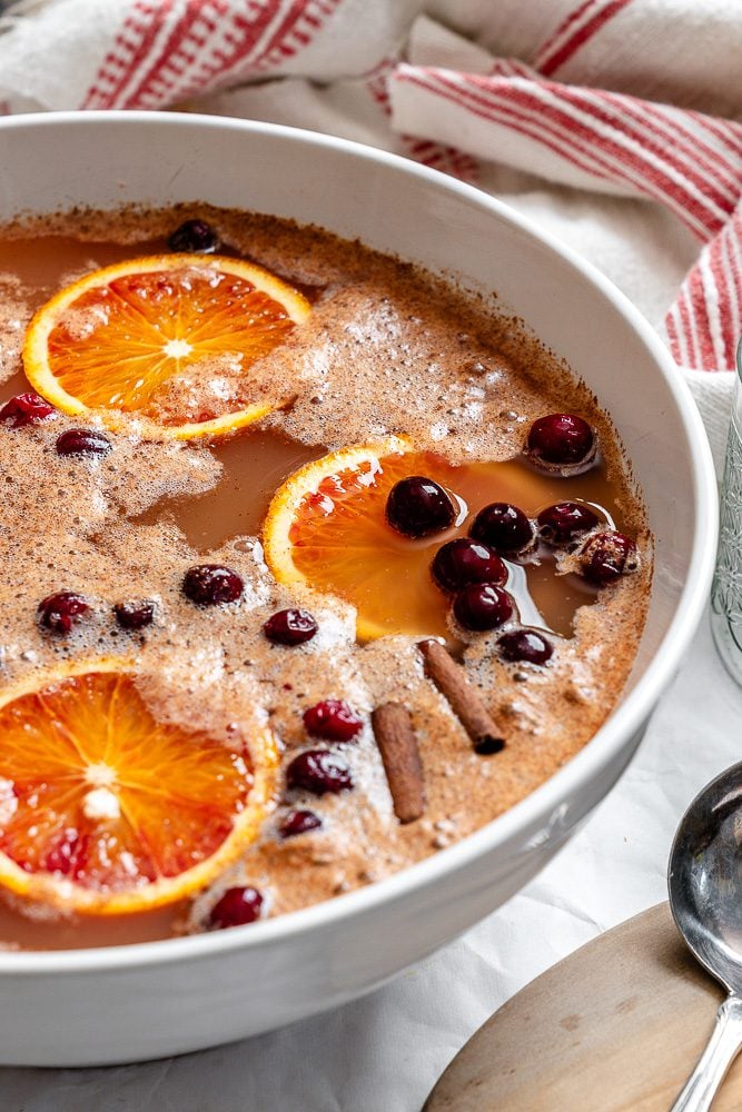completed Non-Alcoholic Thanksgiving Punch in a bowl