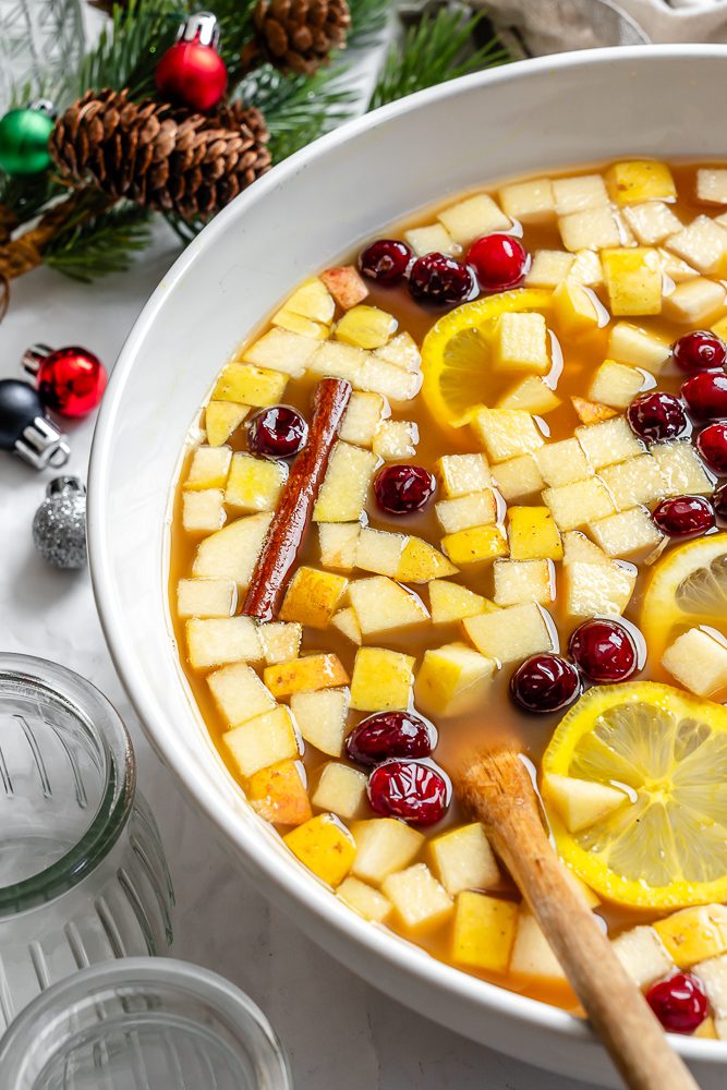 completed Non Alcoholic Christmas Punch in a bowl