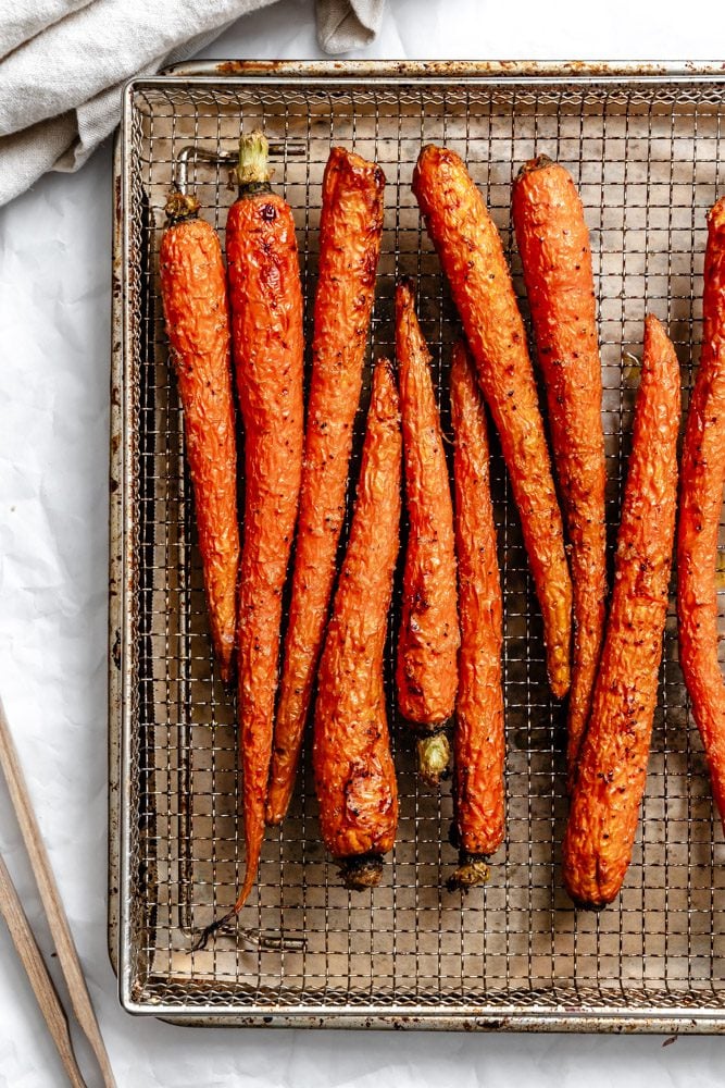 completed Air Fryer Carrots on air fryer rack